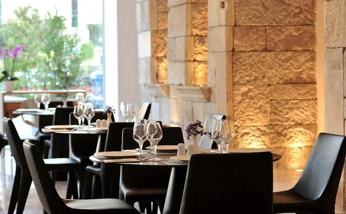 Athenaeum Grand Hotel