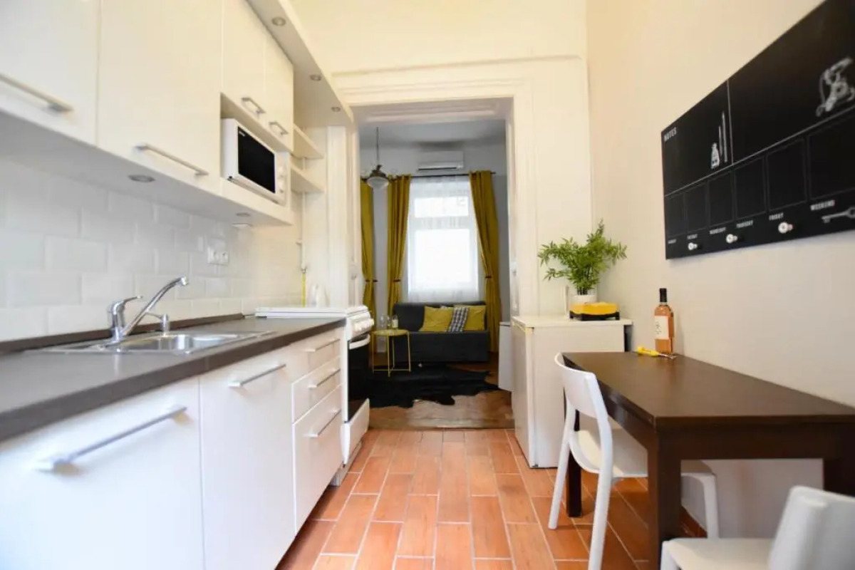 Standard Apartment by Hi5 - Chainbridge