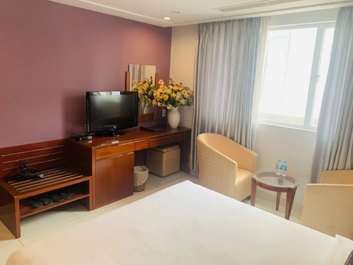 White Lotus Hotel Saigon