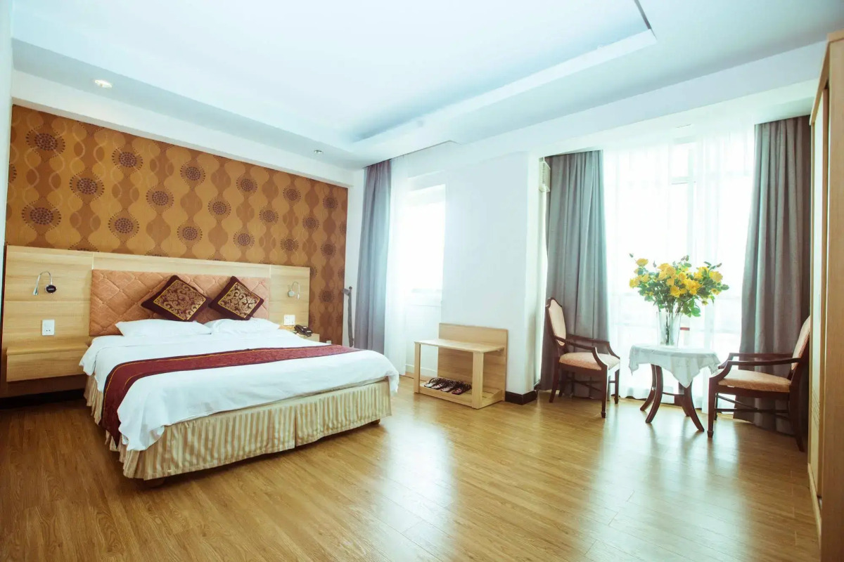 Phu Quy 2 Hotel