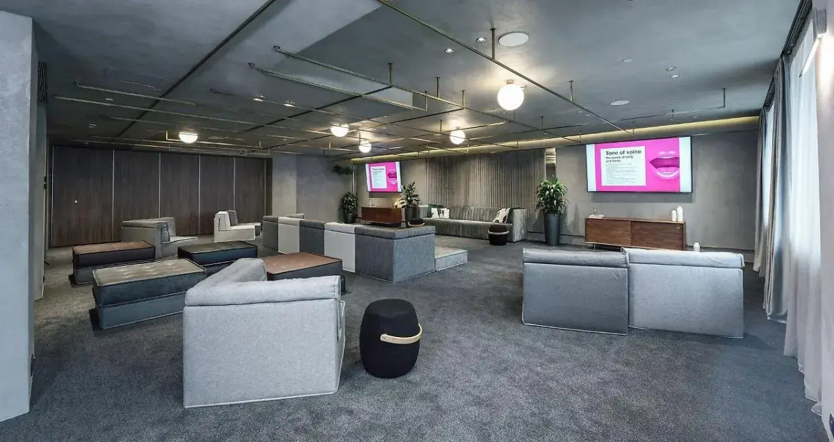ONOMA Hotel