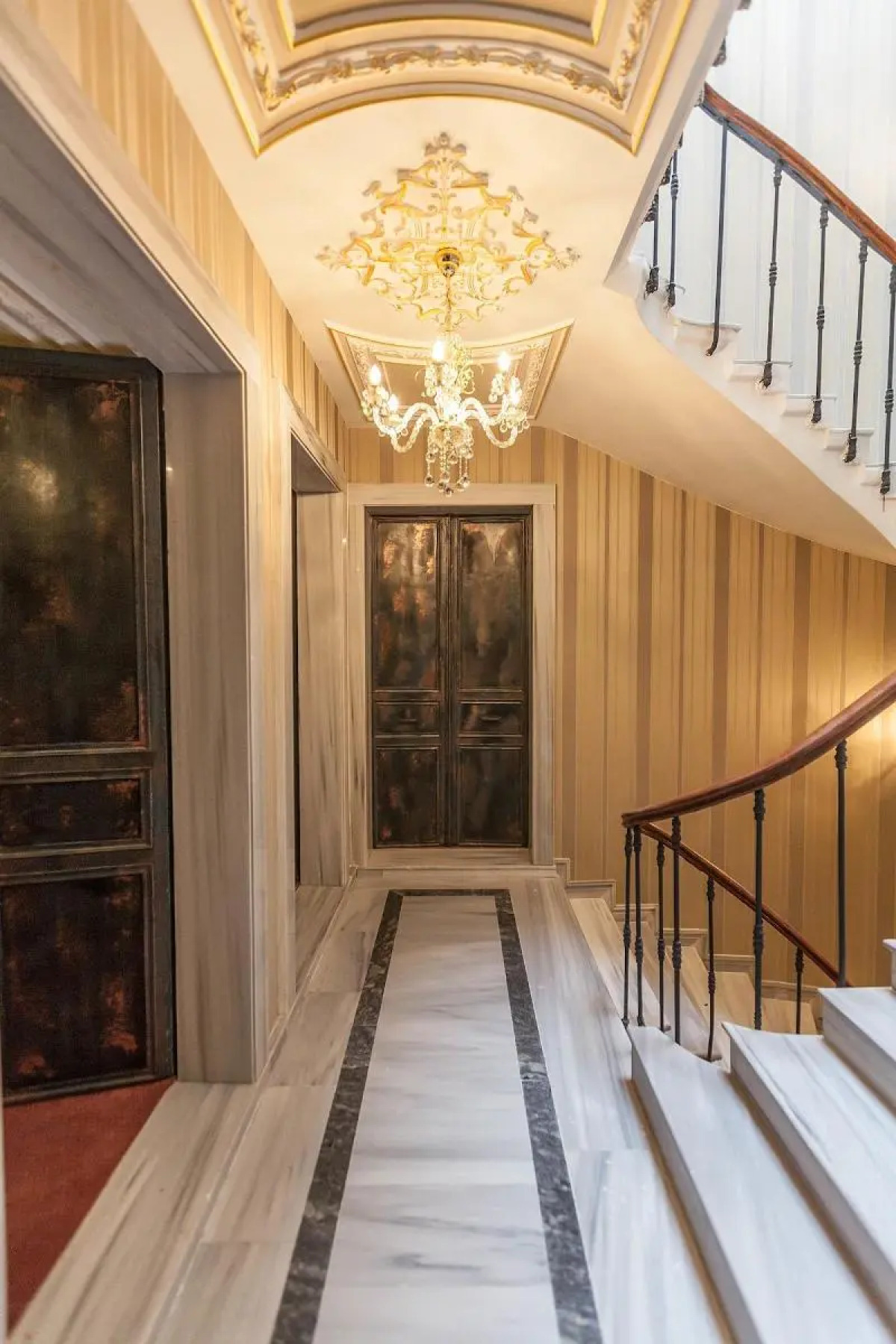 Meserret Palace Hotel