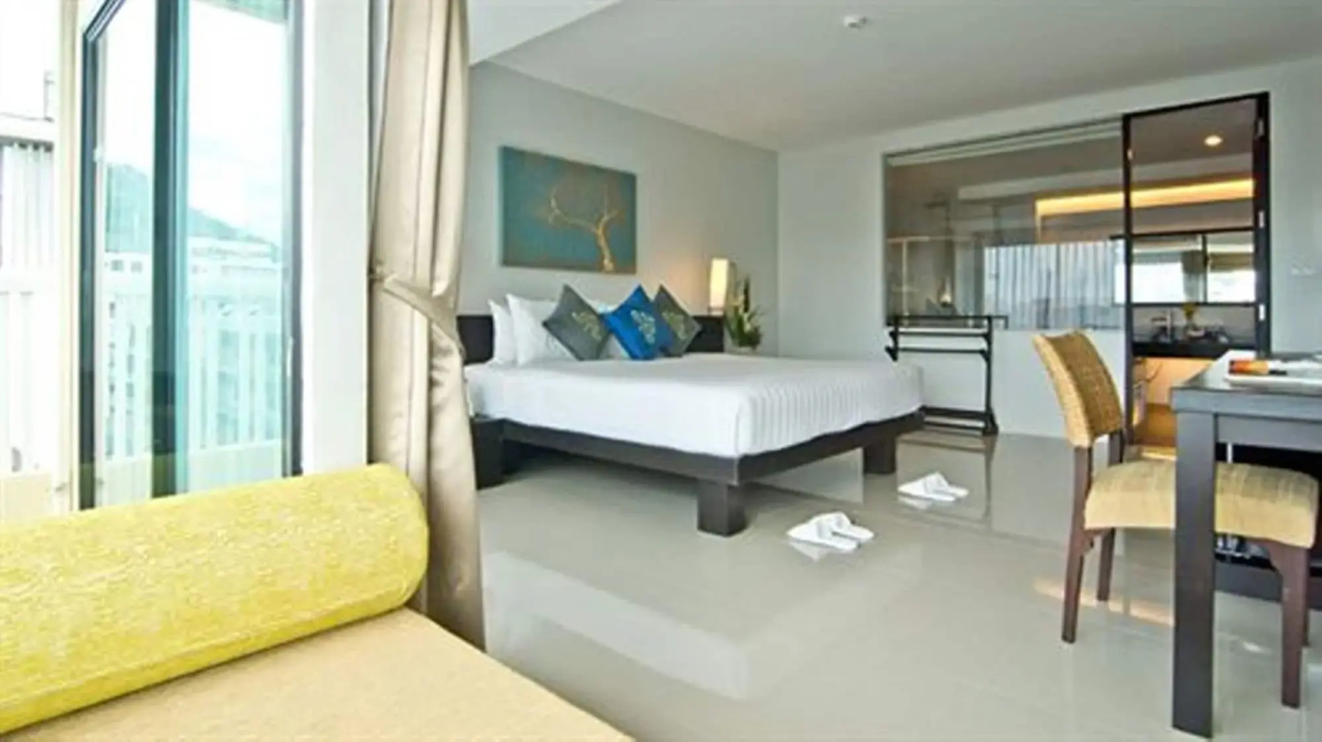 Отель Palmyra Patong Resort