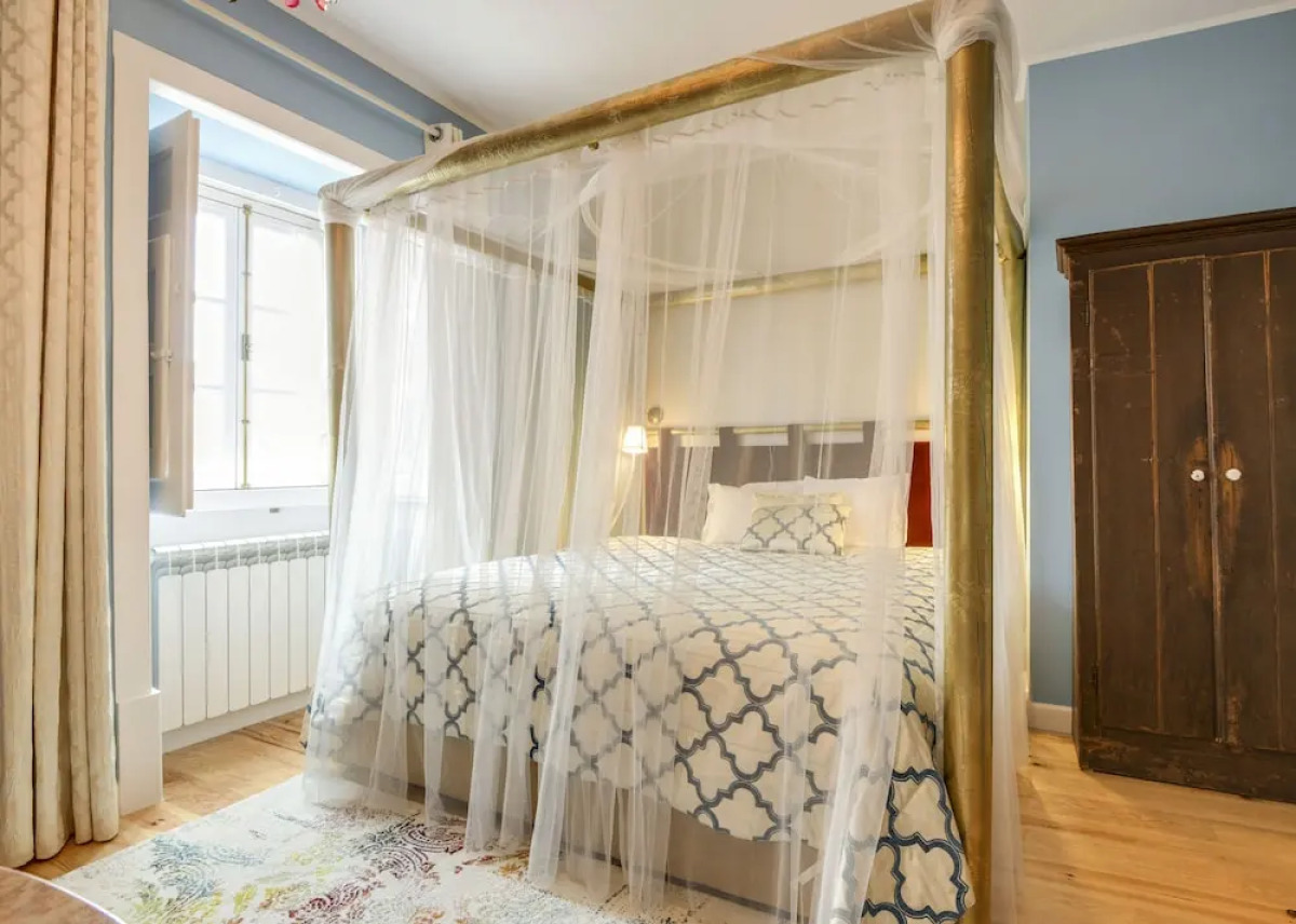 LUXa Charmhouse Hotel