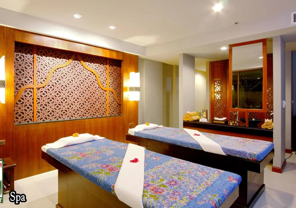 Отель Rawai Palm Beach Resort