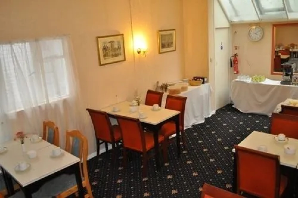 Corbigoe Hotel
