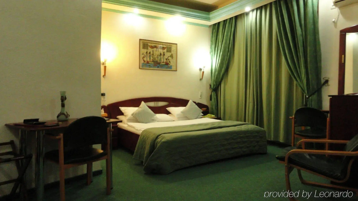 Relax Comfort Suites
