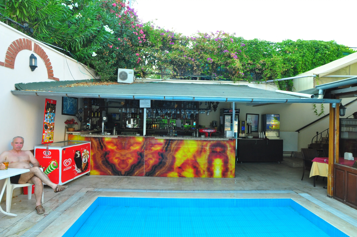 Alessia Hotel