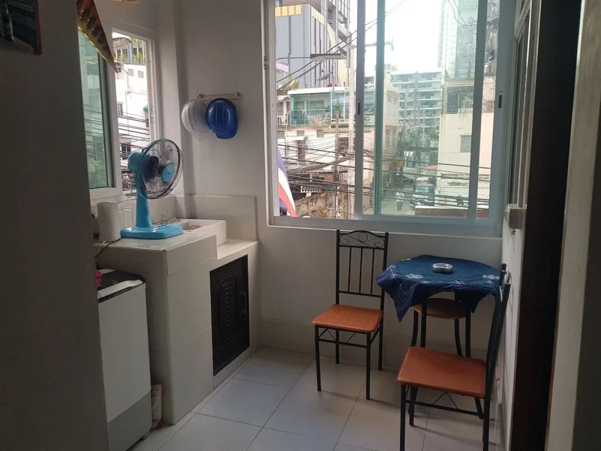 Sam's Place