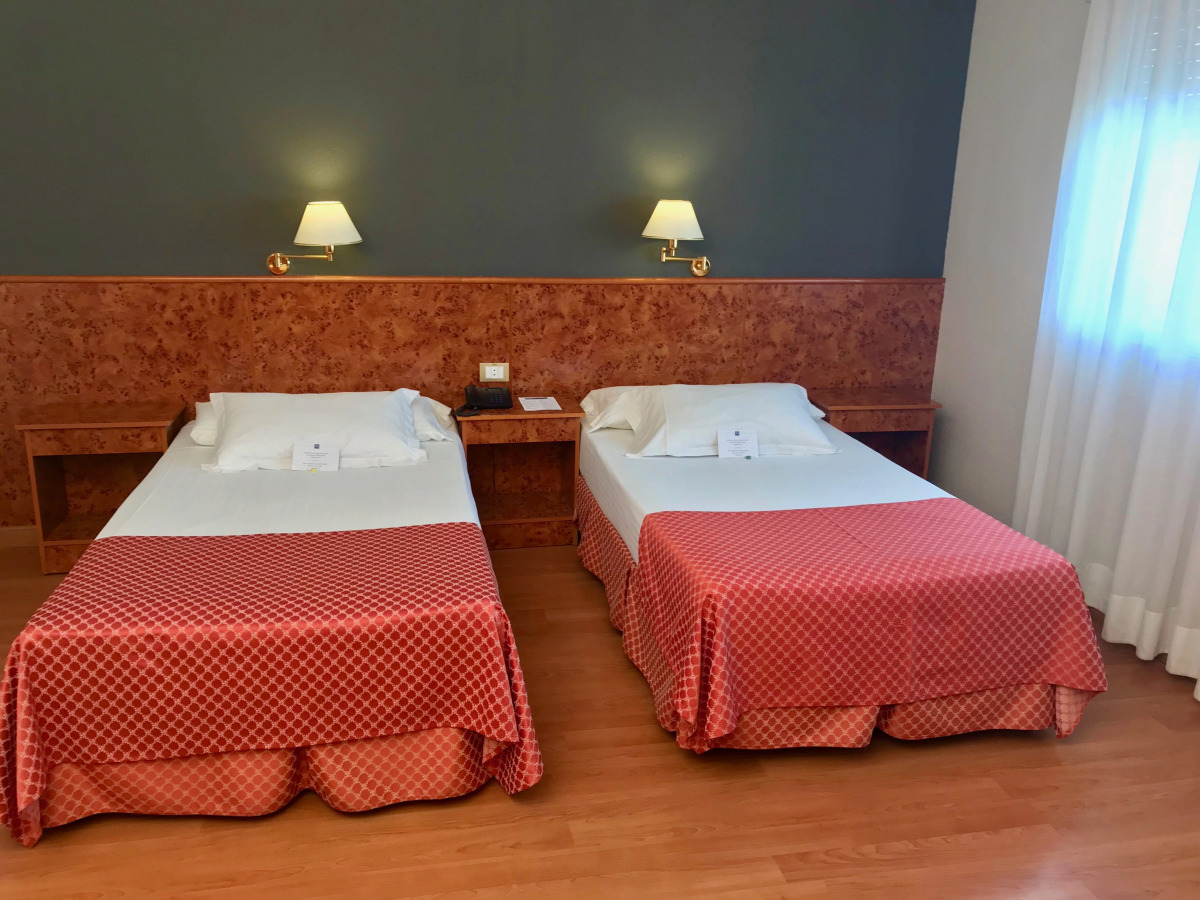 AP Hotel and Parking