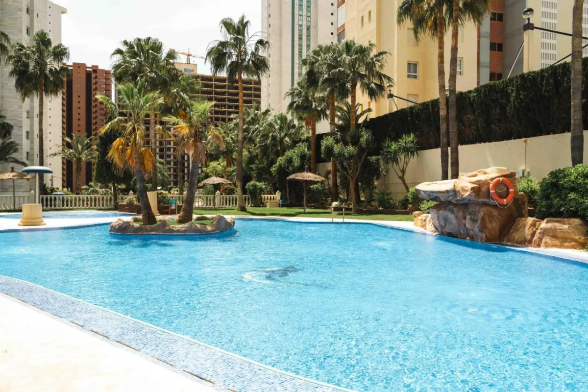Magic Atrium Beach