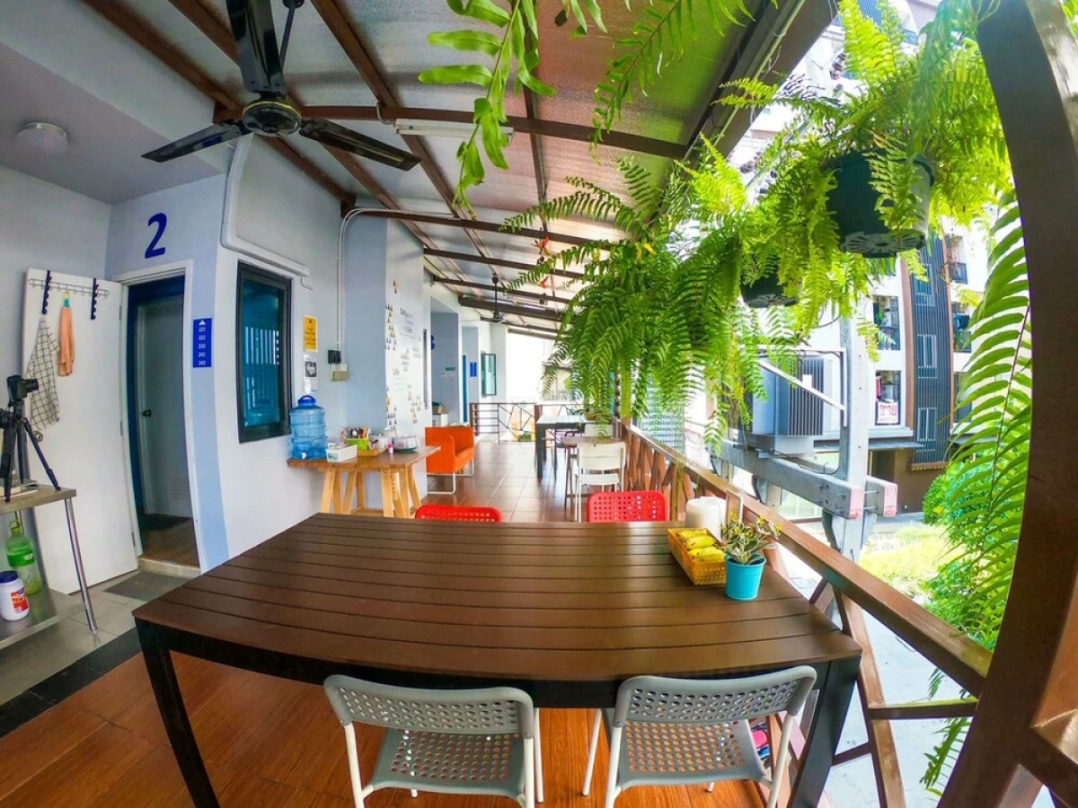 ZZZ Hostel - Don Mueang Airport