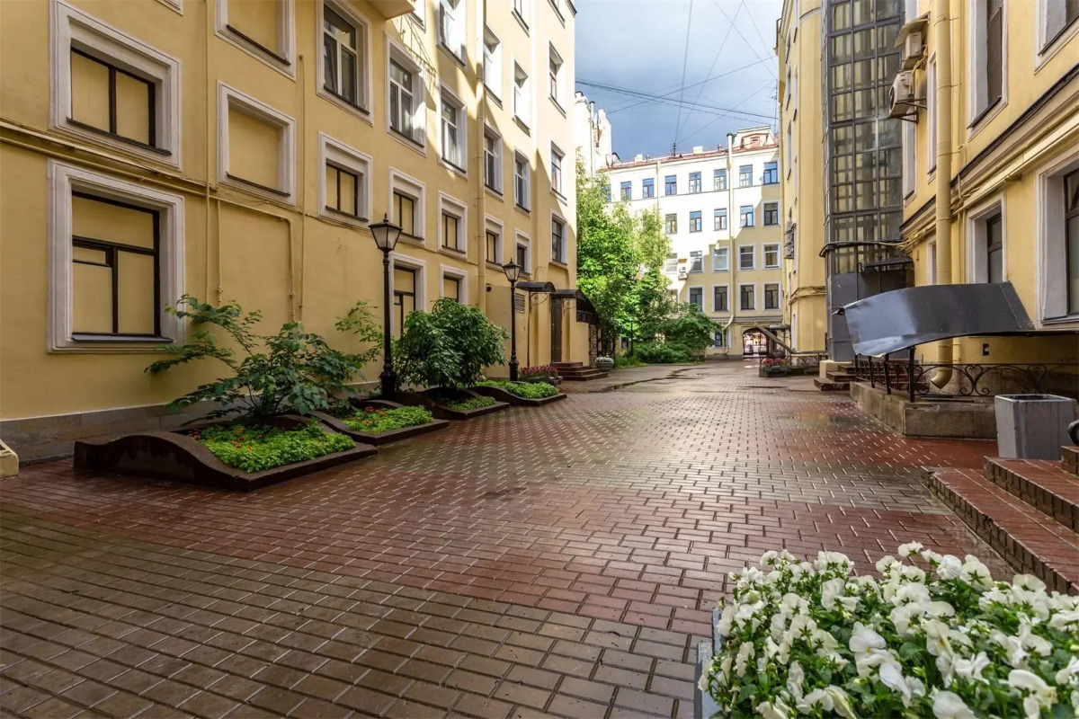 Sivakapart на Невском 66