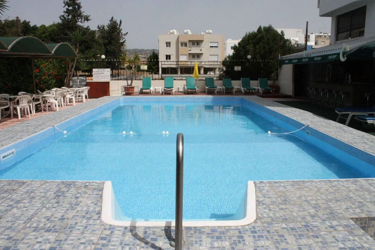 Tycoon Apartments