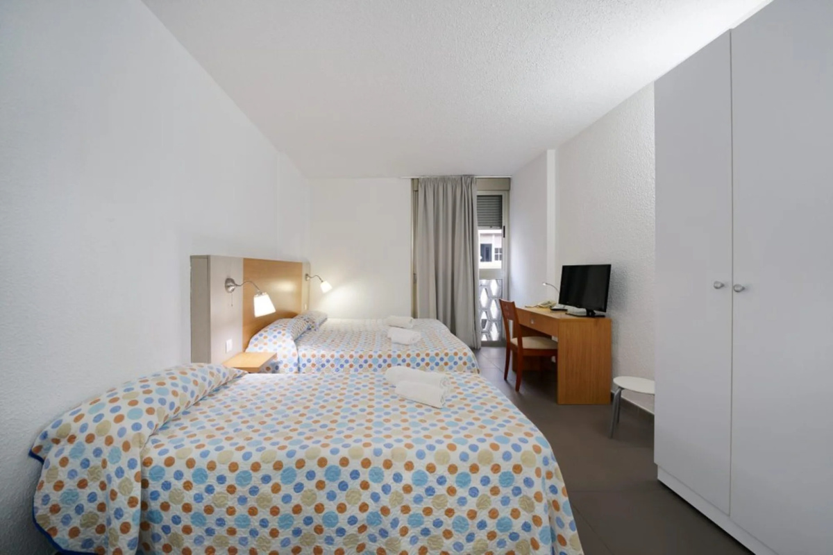 Mhc Arenales Hotel