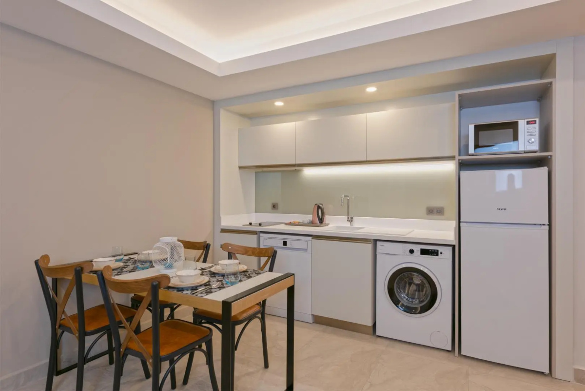 A Suite Side