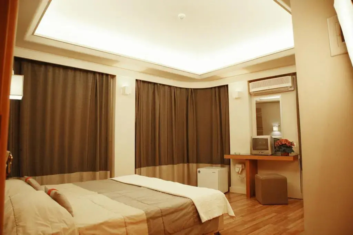 Ariston Hotel