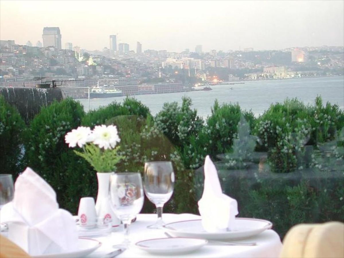 Seres Hotel Old City