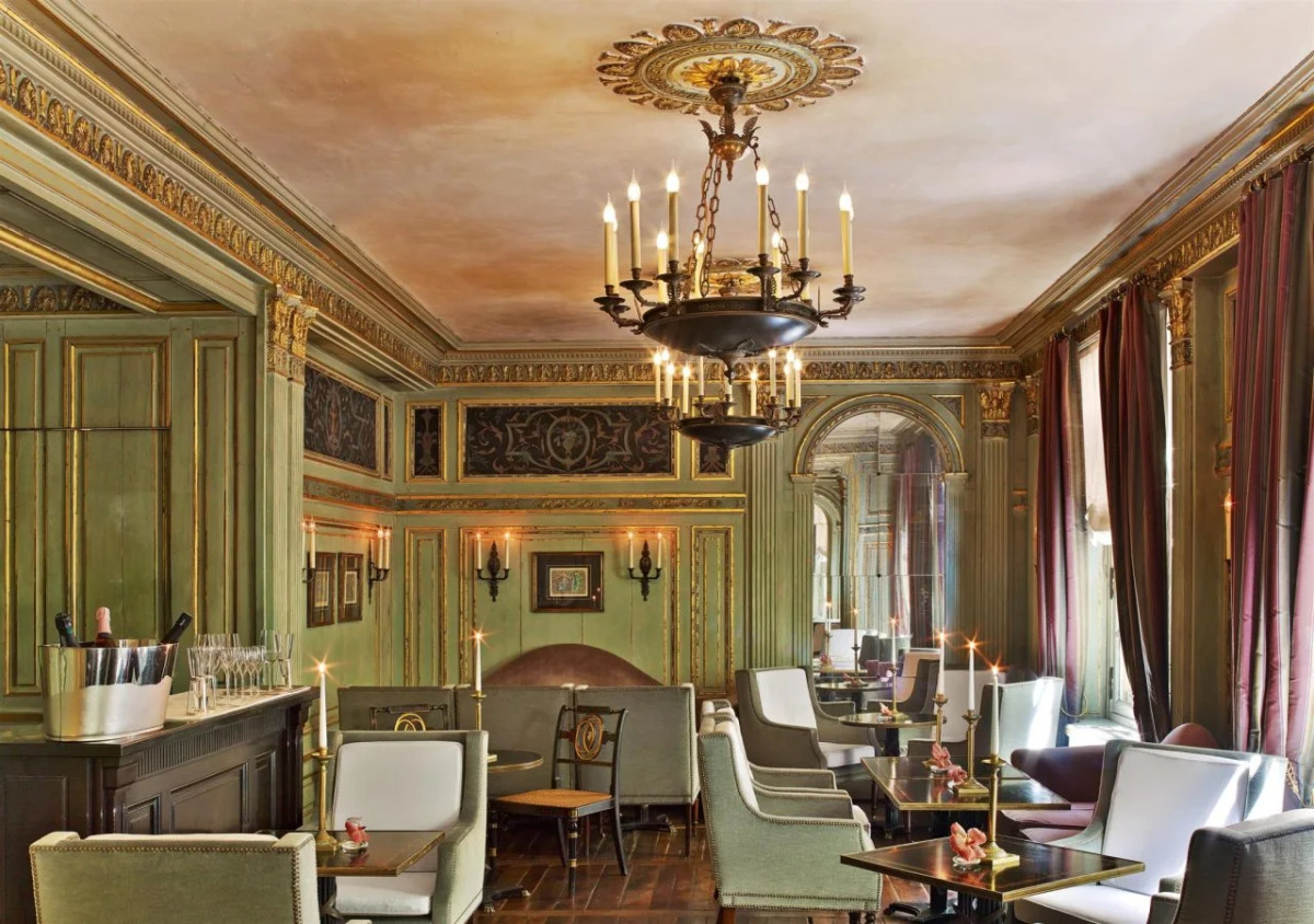 Le Dokhan’s Paris Arc de Triomphe, a Tribute Portfolio Hotel