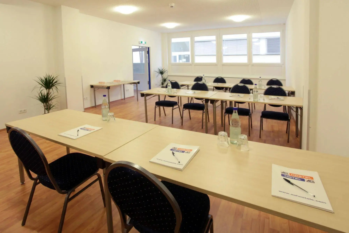 a&o Frankfurt Galluswarte - Hostel