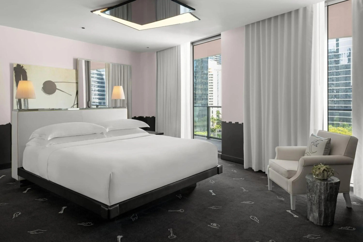 Отель Dua Miami Brickell, An Autograph Collection Hotel