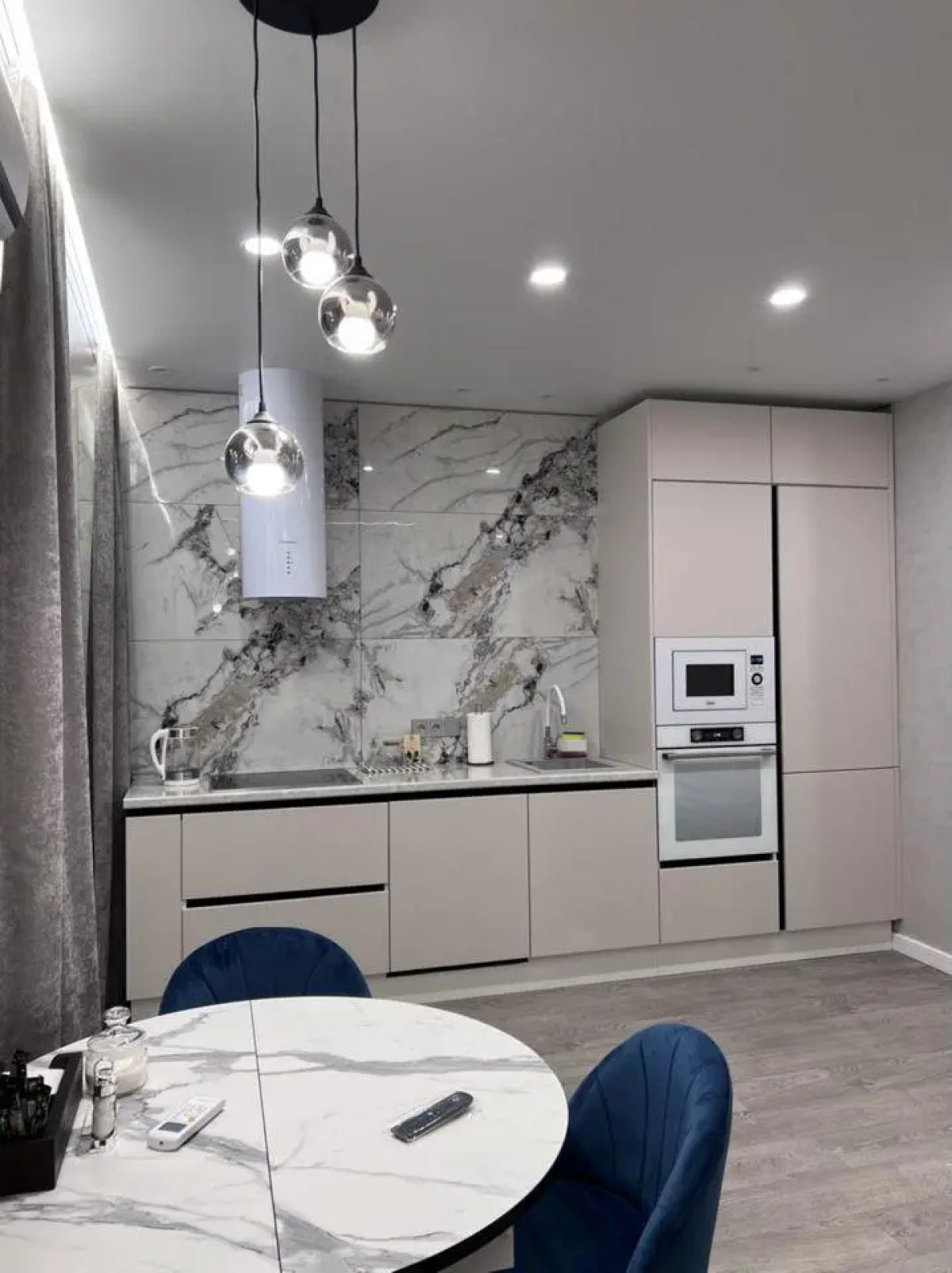 Апартаменты на улице Короленко 28