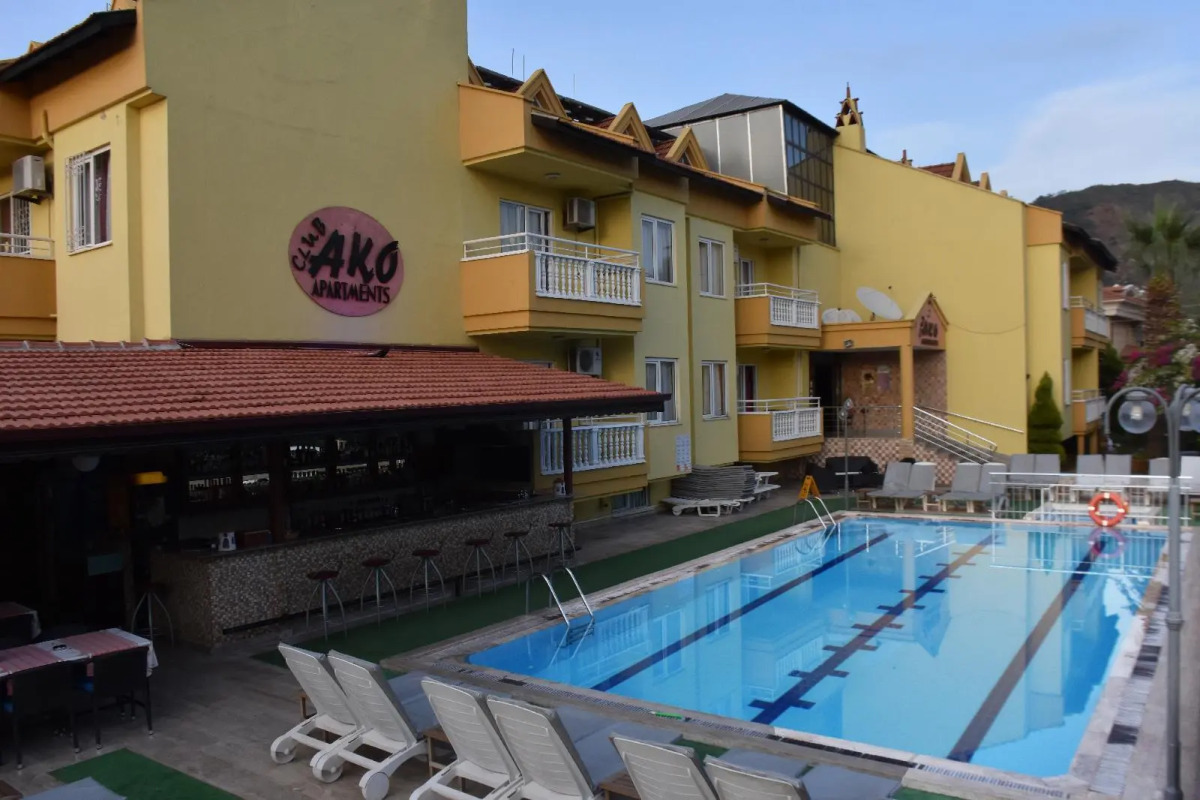 Club Ako Apartments