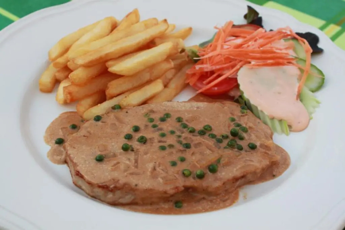 Windmill Resort Hotel