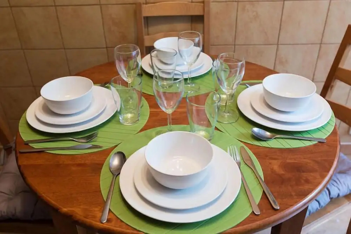 Апартаменты Lux,  ул. Мытная, 24