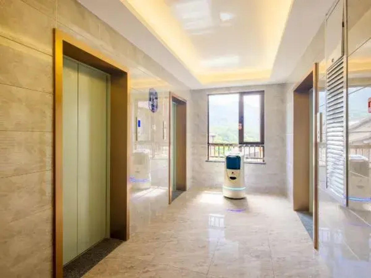 Nanxing holiday hotel (Mount Emei tourist center, Emeishan high-speed railway station)