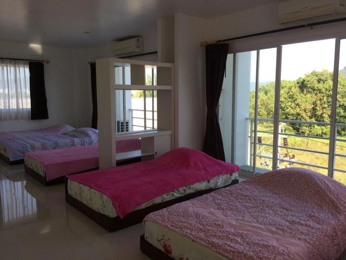 Arun Seaview Apartment