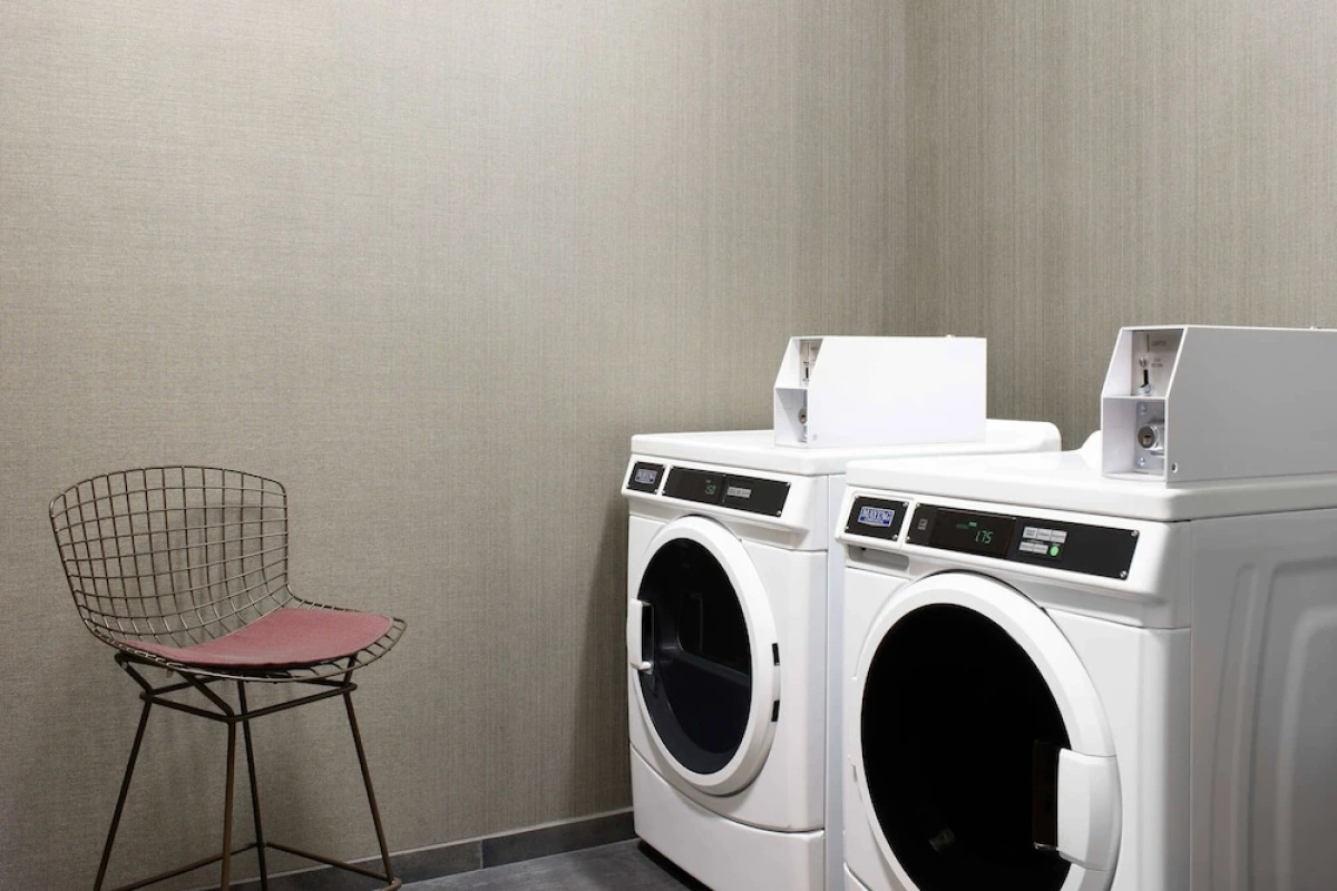 Courtyard by Marriott Denver Aurora