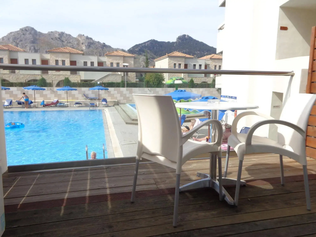 Delfinia Resort
