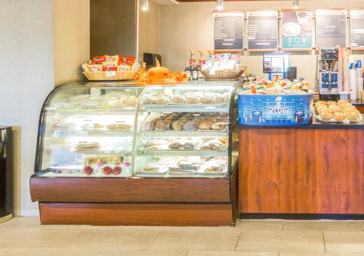 Wyndham Garden Hotel Newark Airport