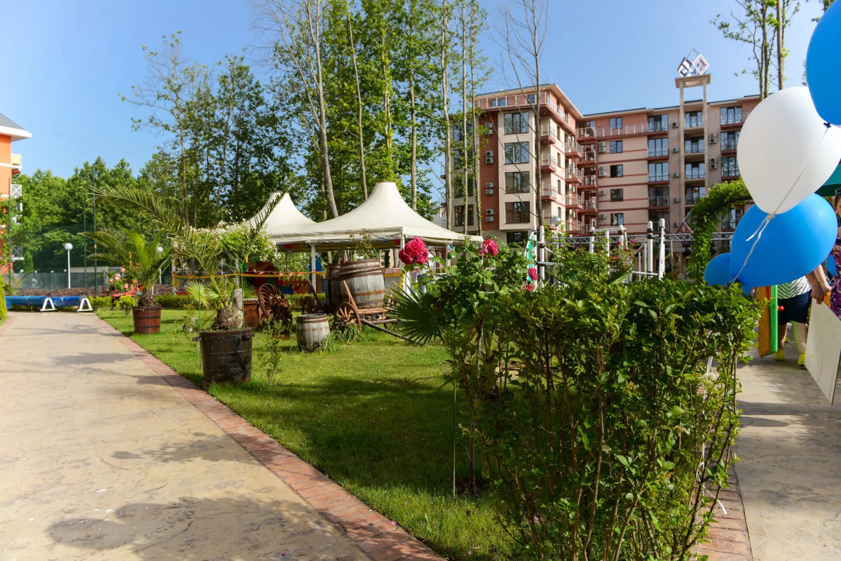 Apart Hotel Tarsis Club