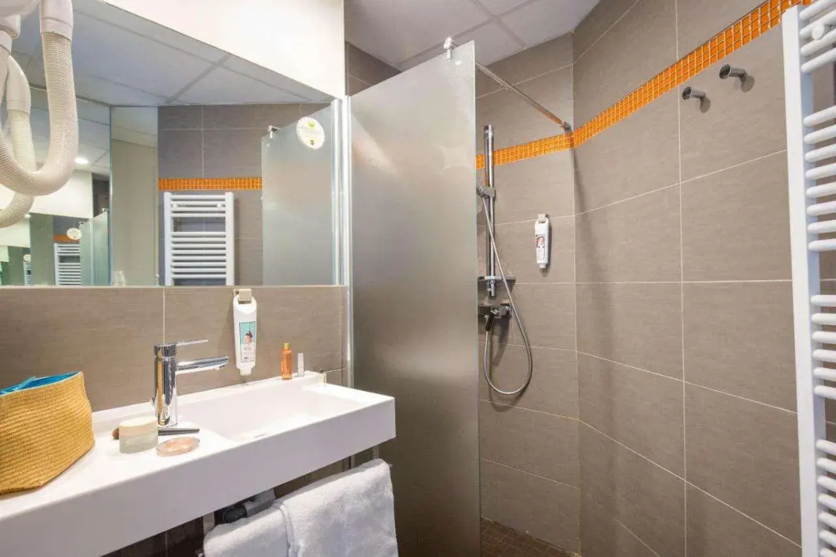 B&B HOTEL Marseille La Timone
