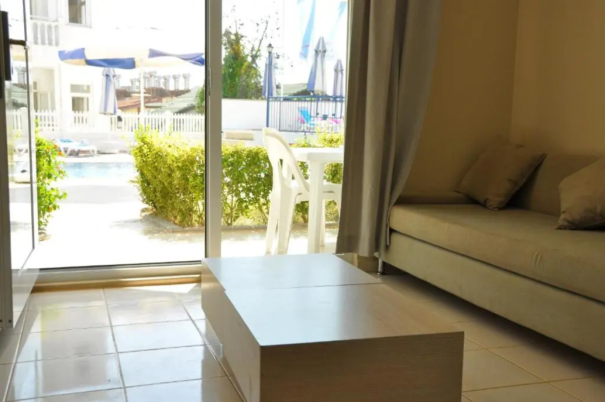 Joker Side Hill Suite Hotel