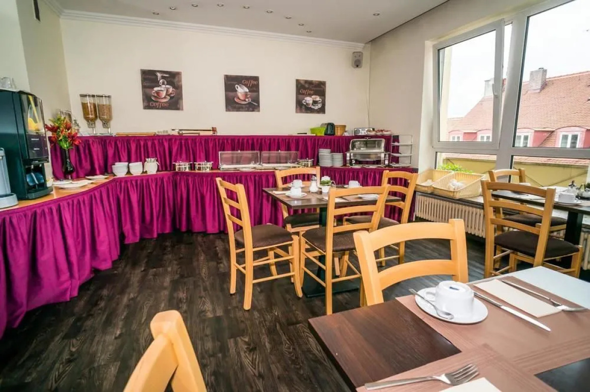 Smart Stay Hotel Schweiz (ex Hotel Schweiz)