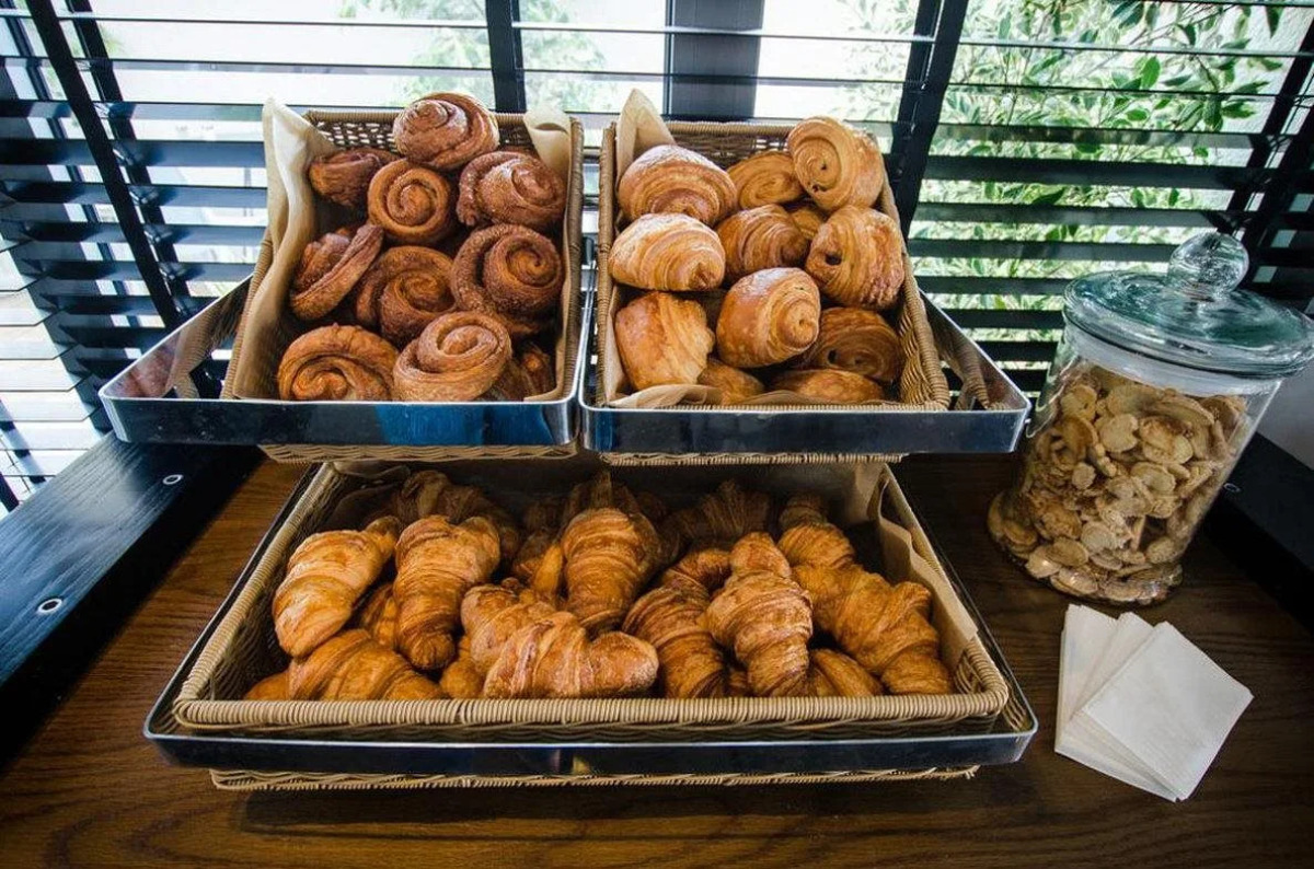 Sea Side by Zvieli Hotels