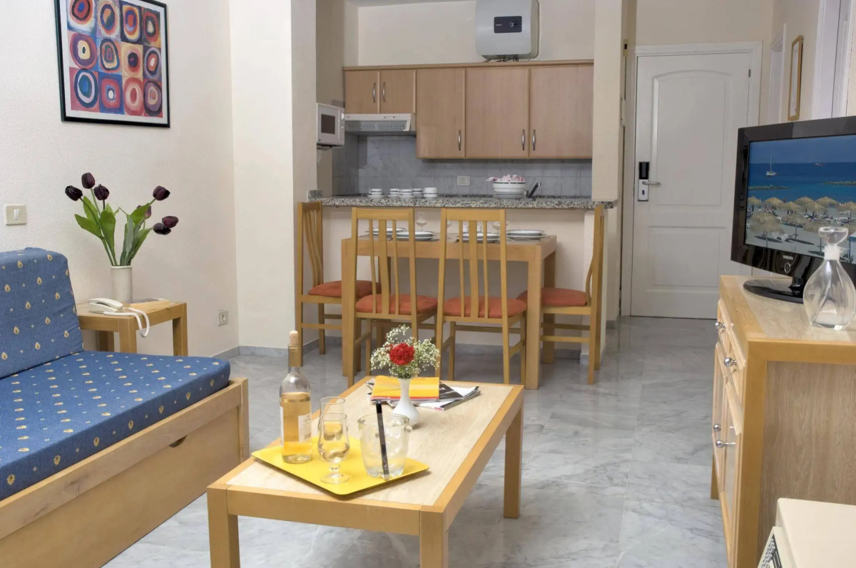 Apartamentos Marola Park