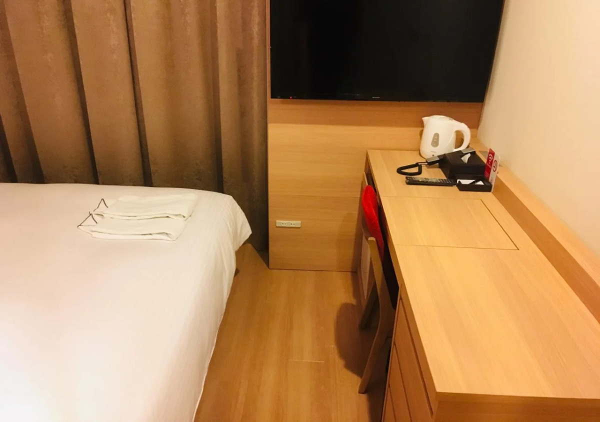 Red Roof Inn & Suites Osaka - Namba/Nippombashi