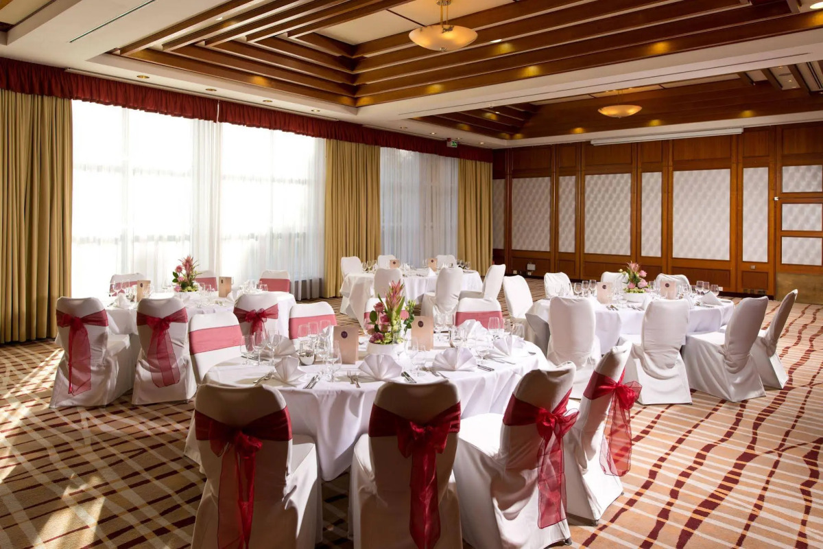 Отель The Q - Quadro City Hotel