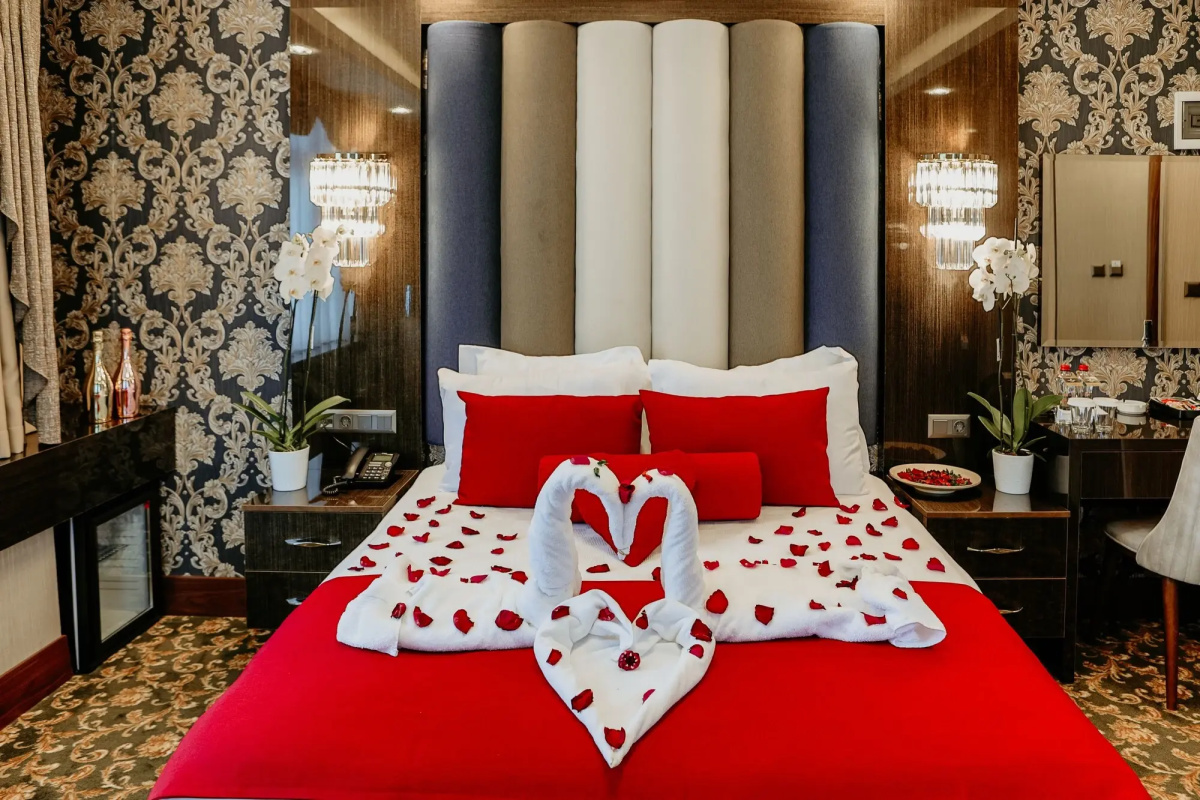 Grand Lark Otel