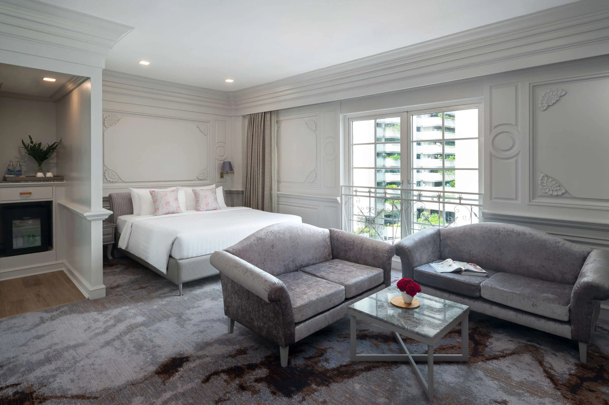 Kingston Suites 