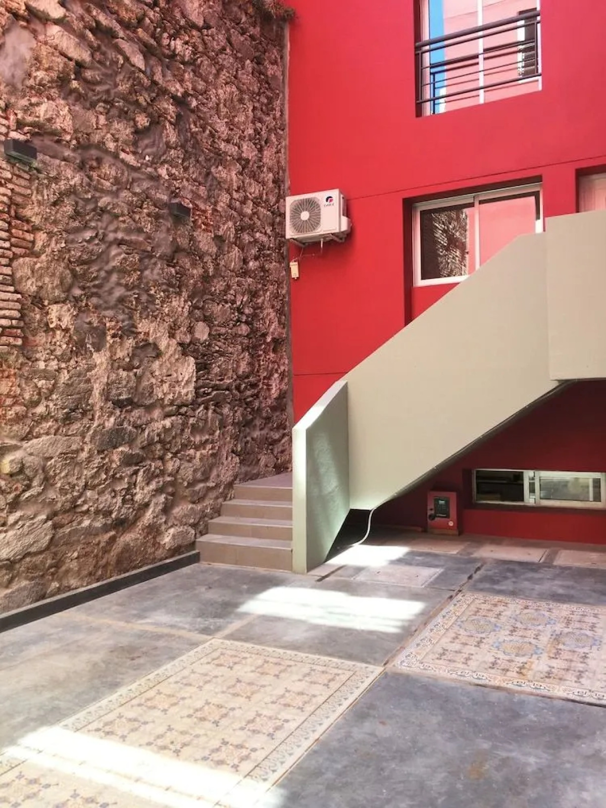 Circus Hostel&Hotel Montevideo