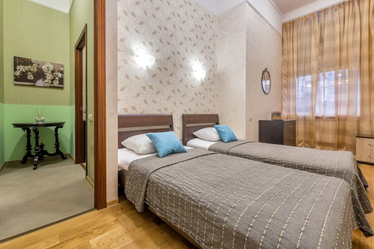 Апартаменты на Московском пр-те, 4