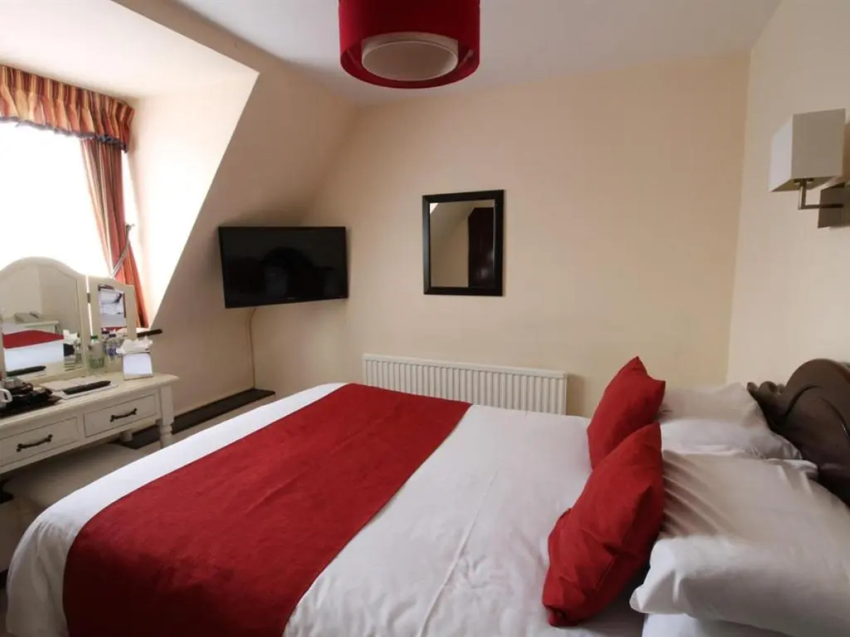 The Pilgrims Hotel