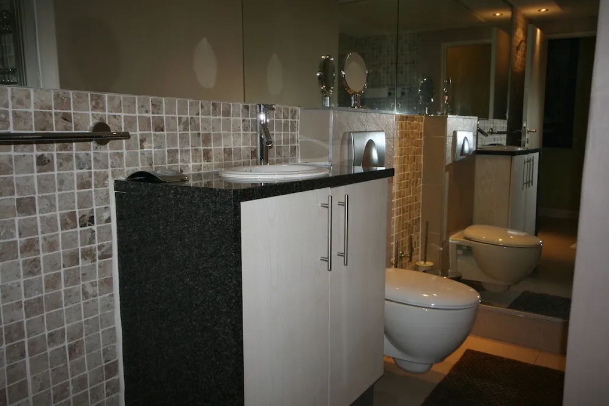 Rockwell Apartments by CTHA