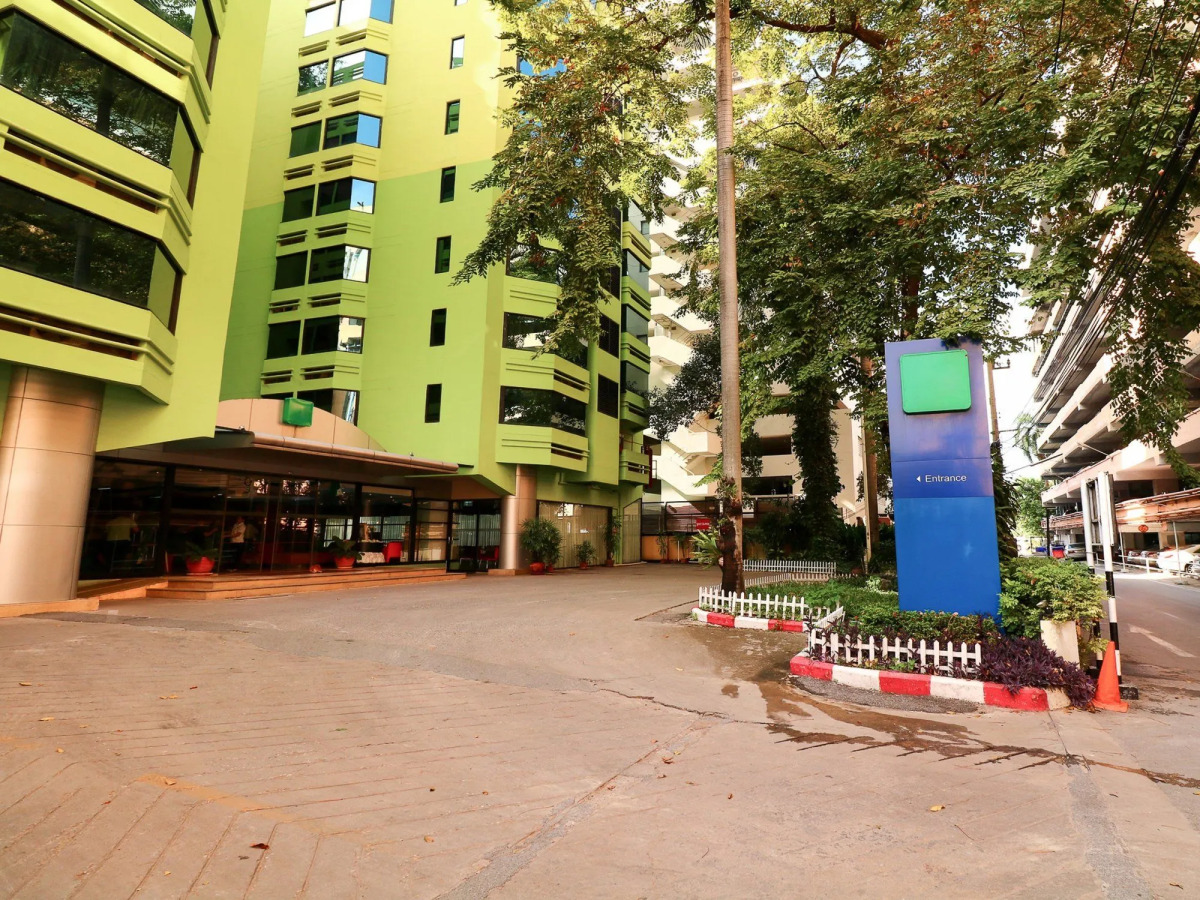 The Seasons Bangkok Huamark