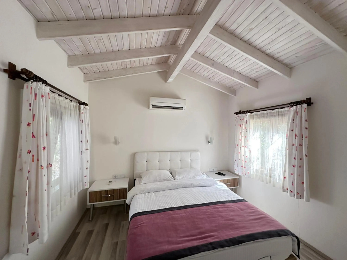 Azur Hotel